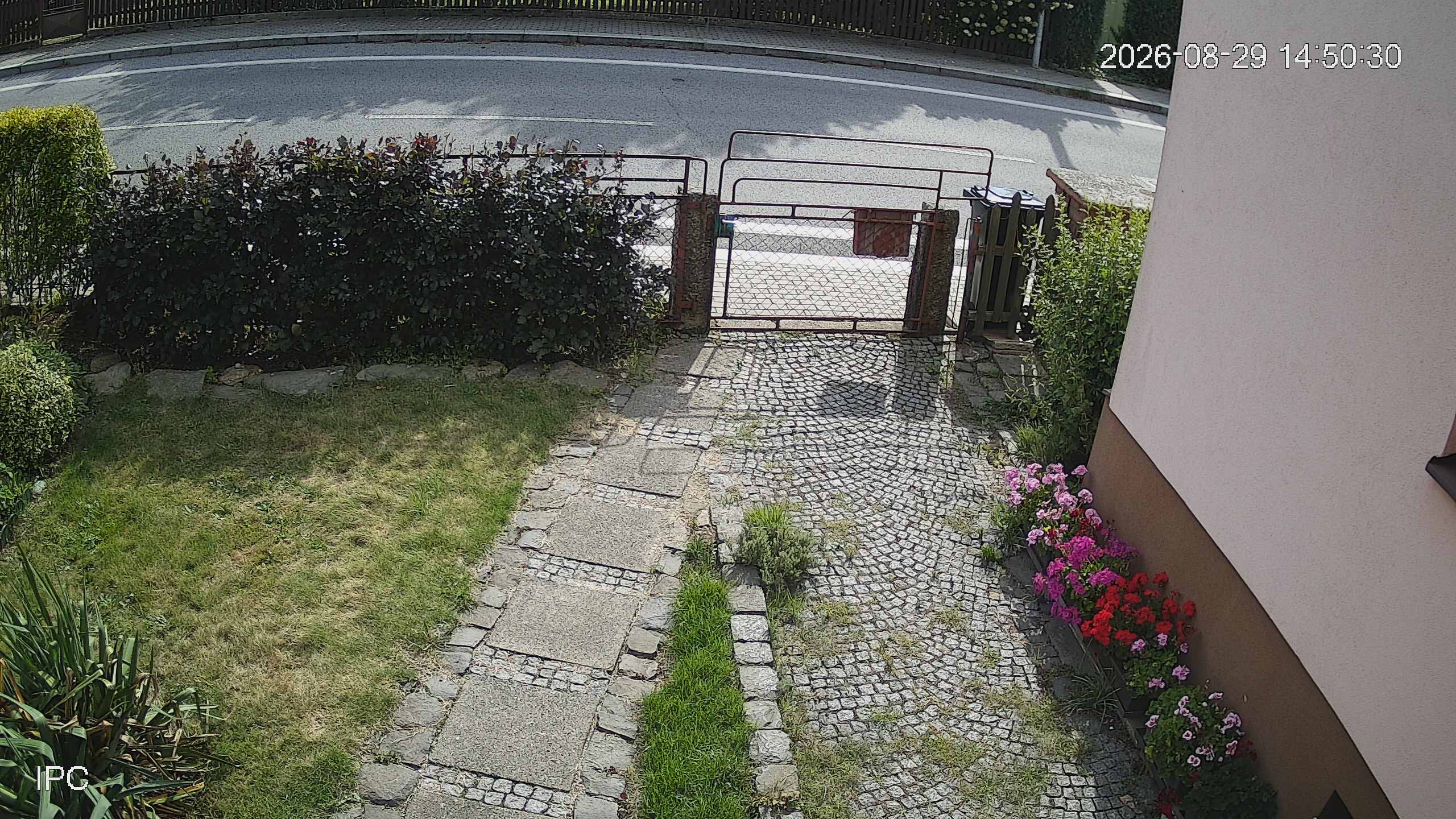 Capture
